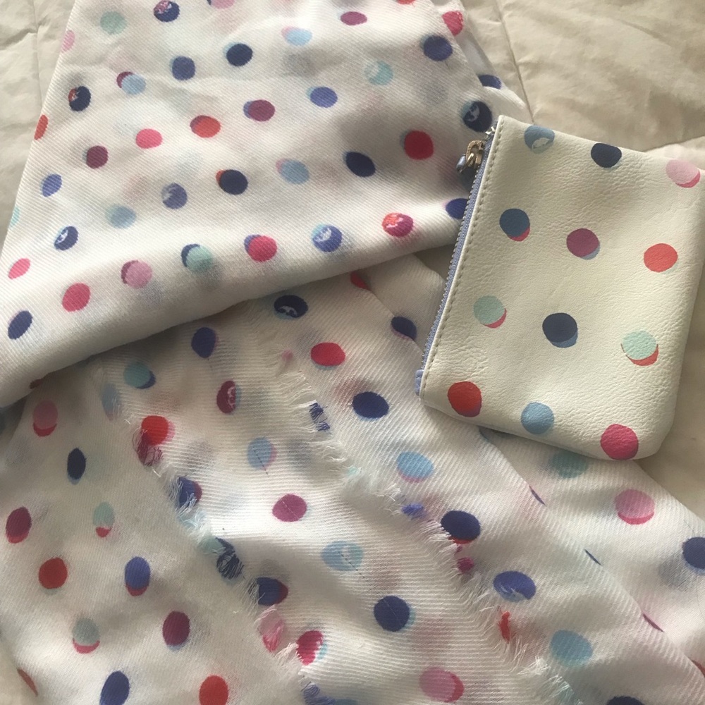 Polka Dot Design Shawl and Purse ❤️Free With Purchase❤️
